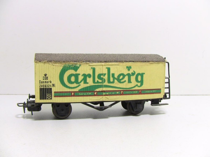 Long Carlsberg med sandpapirstag